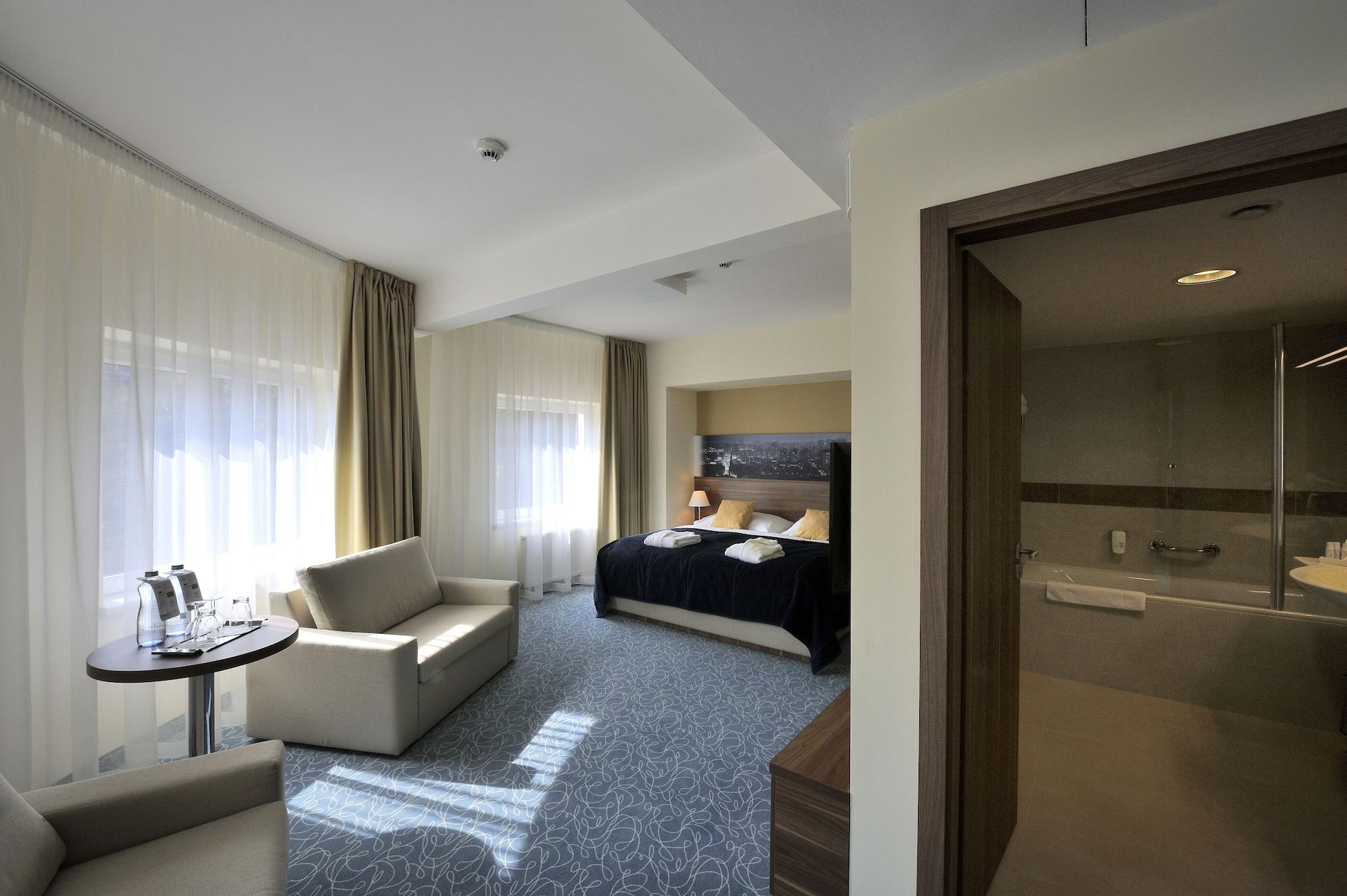 Imperial Hotel Ostrava Luaran gambar