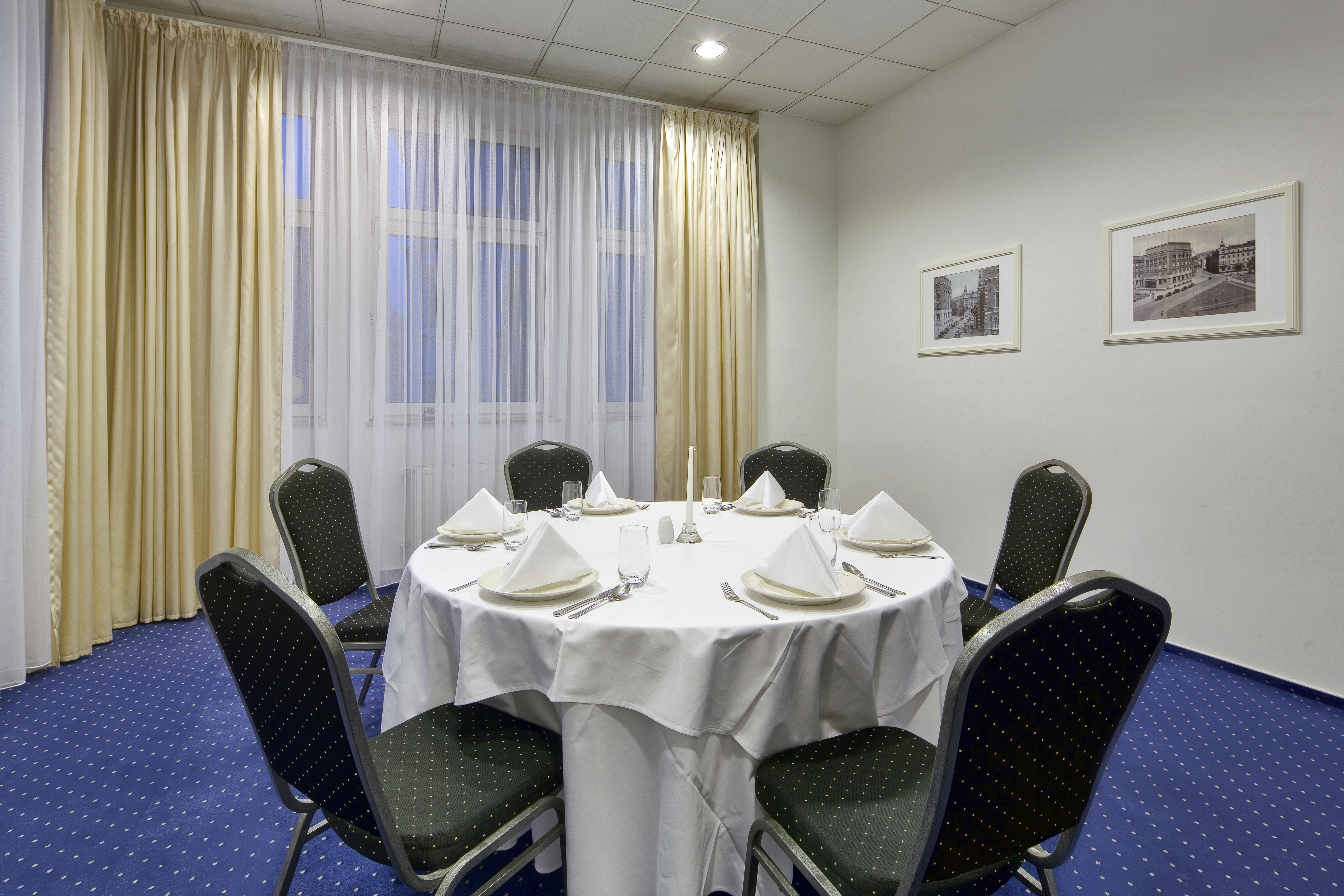 Imperial Hotel Ostrava Luaran gambar