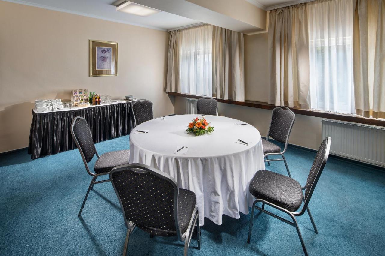 Imperial Hotel Ostrava Luaran gambar